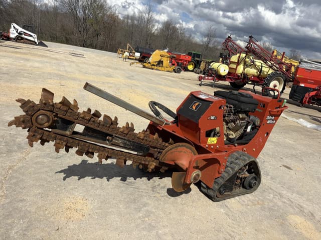 Image of Ditch Witch C16X equipment image 3
