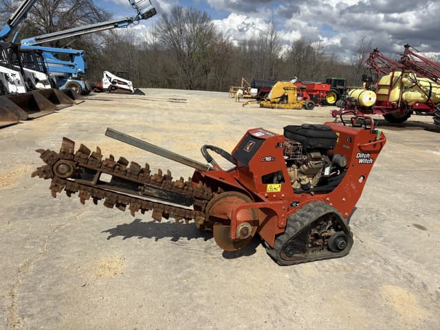 Image of Ditch Witch C16X equipment image 4
