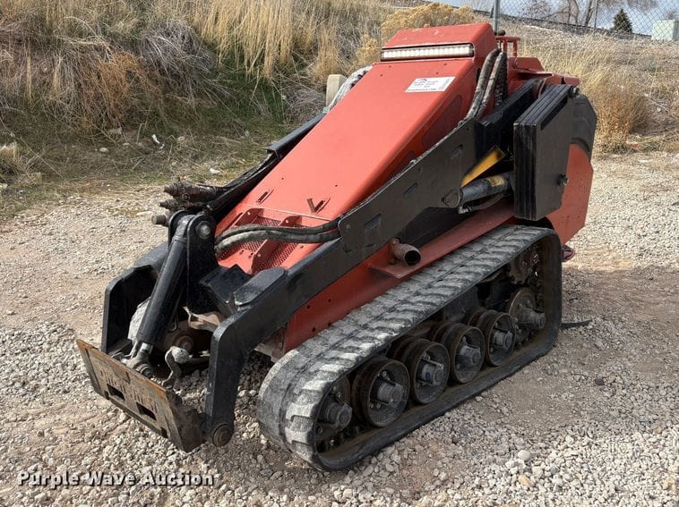 2022 Ditch Witch SK1550 Equipment Image0