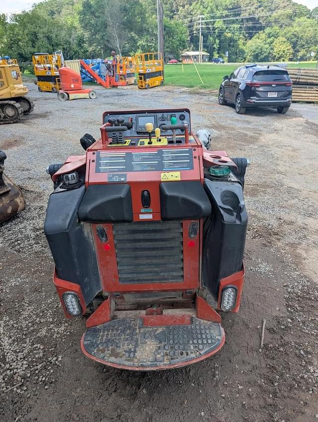 Image of Ditch Witch SK1550 equipment image 4