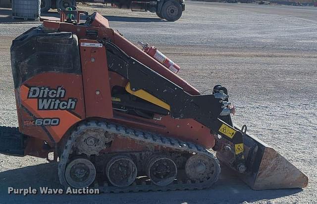 Image of Ditch Witch SK600 equipment image 3