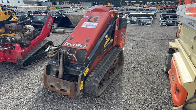 Image of Ditch Witch SK800 equipment image 2