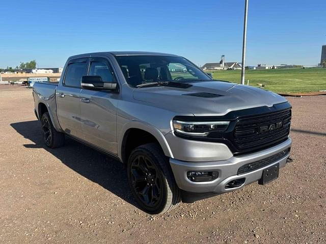 Image of Dodge Ram 1500 equipment image 1