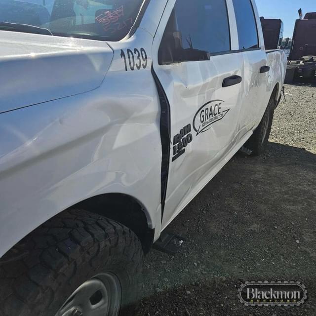 Image of Dodge Ram 1500 equipment image 1