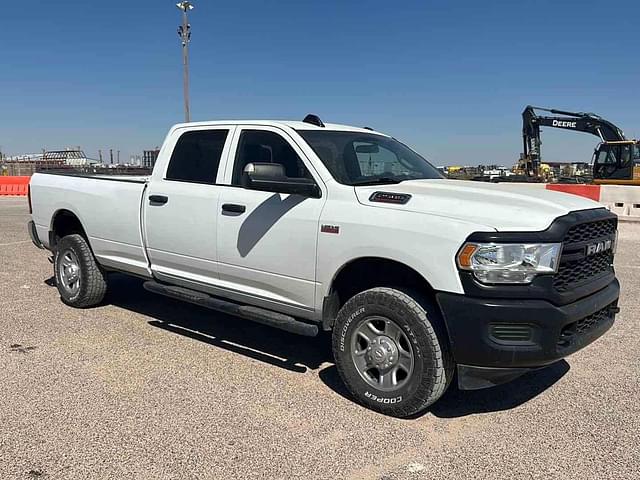 Image of Dodge Ram 2500 equipment image 1