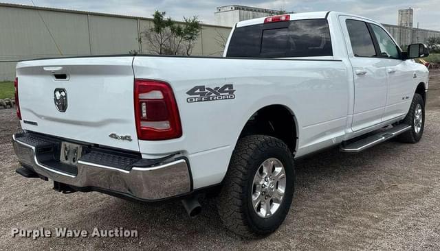 Image of Dodge Ram 2500 equipment image 4