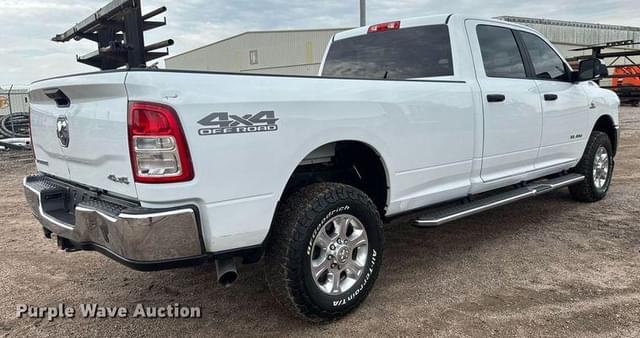 Image of Dodge Ram 2500 equipment image 4