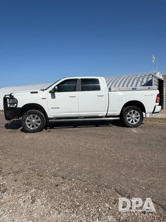 Image of Dodge Ram 2500 equipment image 1