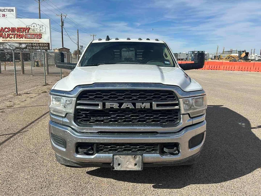 Image of Dodge Ram 3500 Primary image