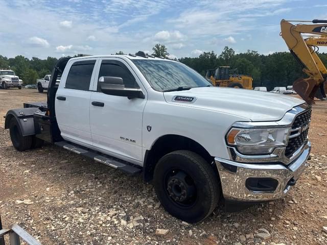 Image of Dodge Ram 3500 equipment image 1