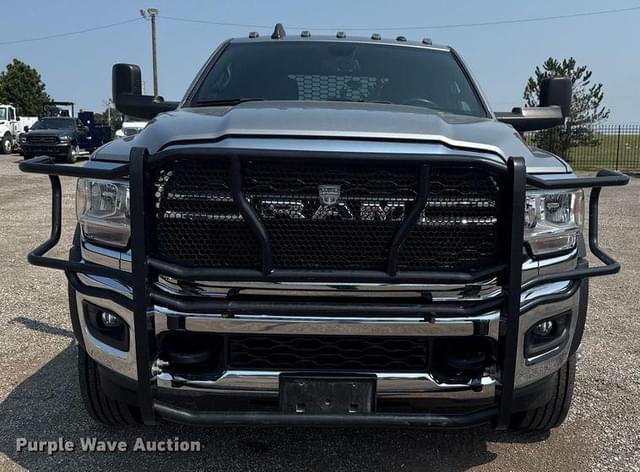 Image of Dodge Ram 5500 equipment image 1