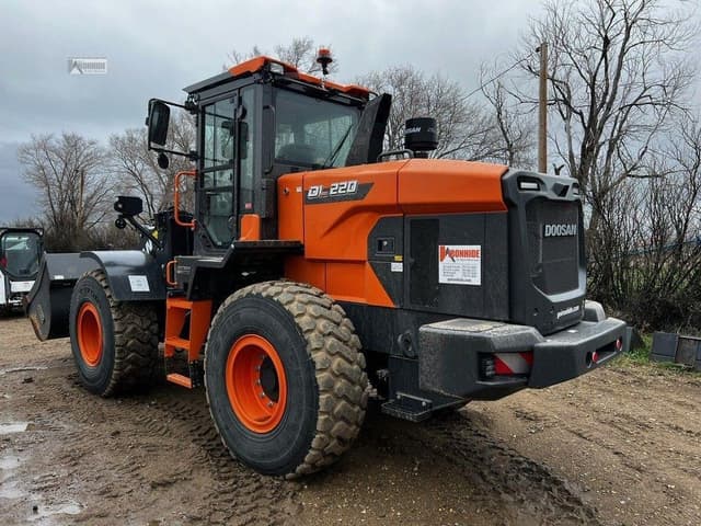 Image of  Doosan DL220-7 equipment image 1