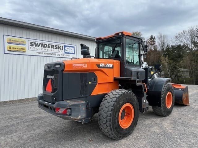 Image of Doosan DL220-7 equipment image 2