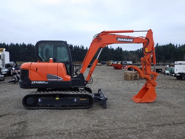 Image of  Doosan DX60-9C equipment image 2