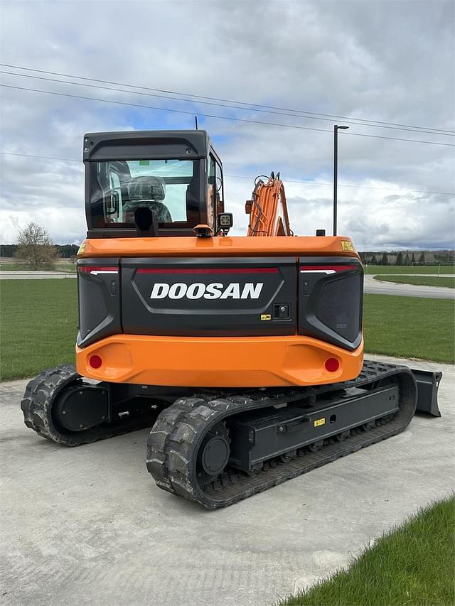 Image of  Doosan DX89R equipment image 2