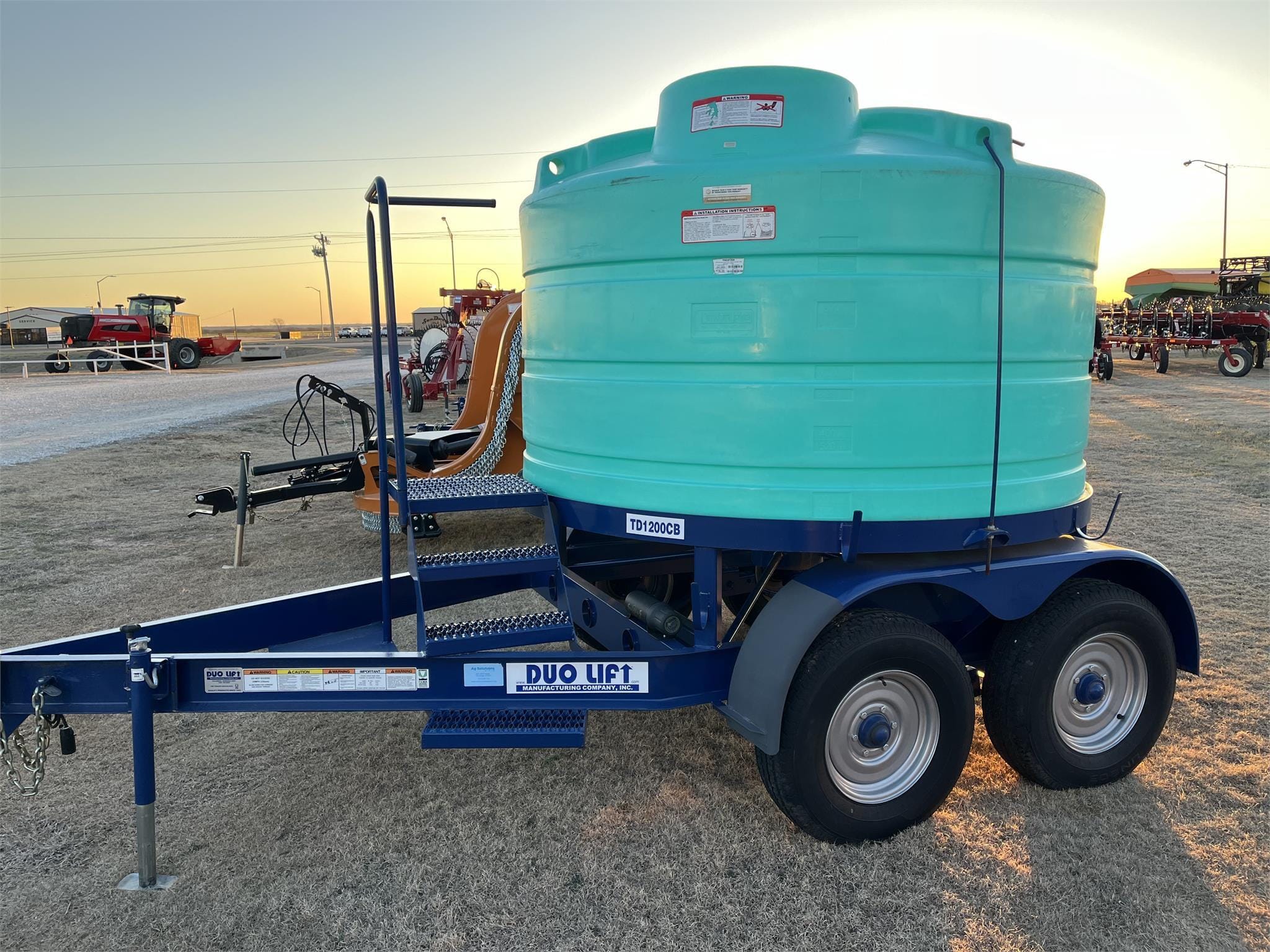 2022 Duo Lift TD1200CB Equipment Image0