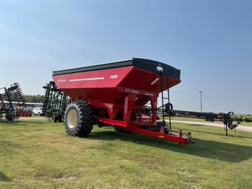 Main image E-Z Trail 1020