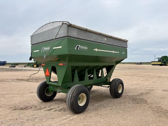 Image of E-Z Trail 500 equipment image 4