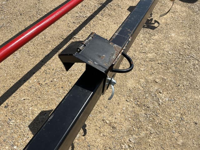 Image of E-Z Trail 680 equipment image 4