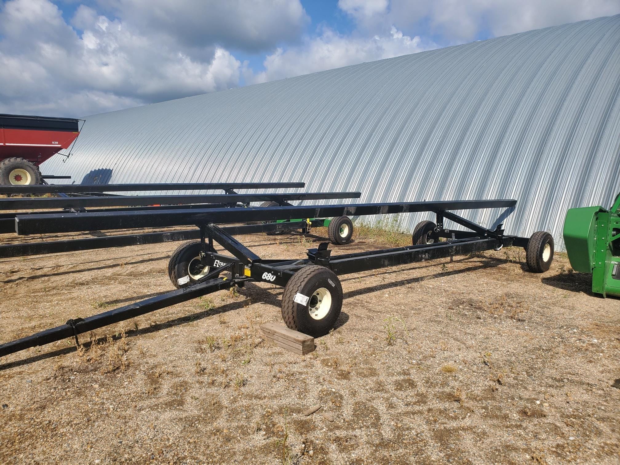 Main image E-Z Trail 680