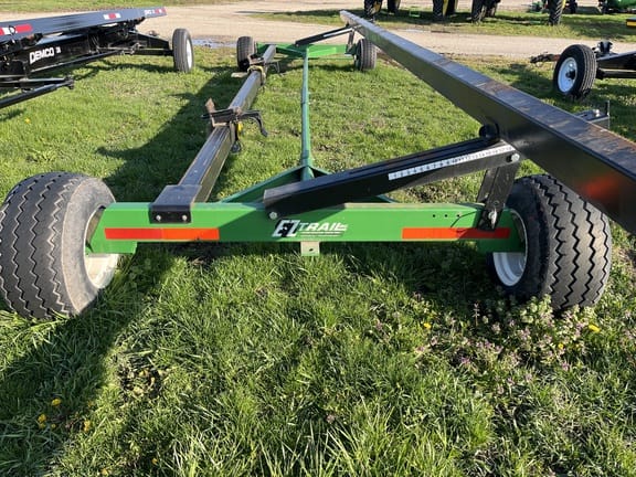 2022 E-Z Trail 860 Equipment Image0