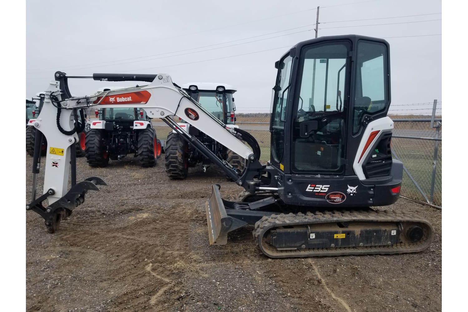 Bobcat E35 Equipment Image0