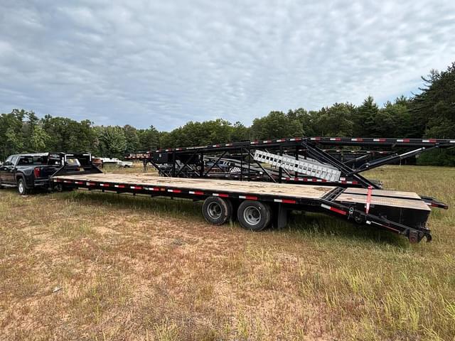 Image of East Texas Deck-over Gooseneck Trailer equipment image 3