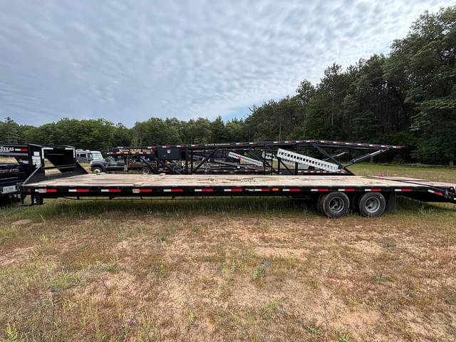 Image of East Texas Deck-over Gooseneck Trailer equipment image 1