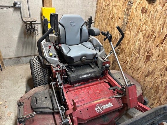 2022 Exmark Lazer Z Equipment Image0