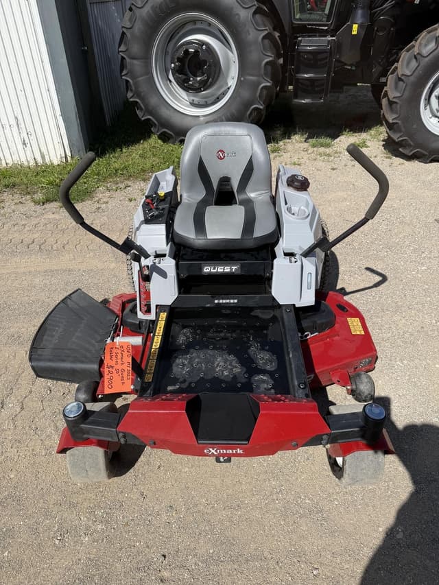 Image of Exmark QZE725GKC50200 equipment image 2