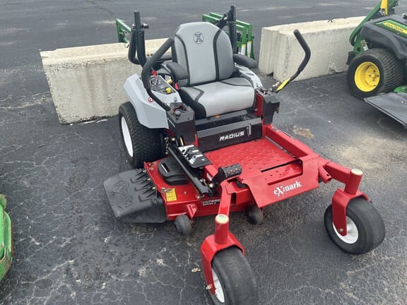 2022 Exmark Radius Equipment Image0