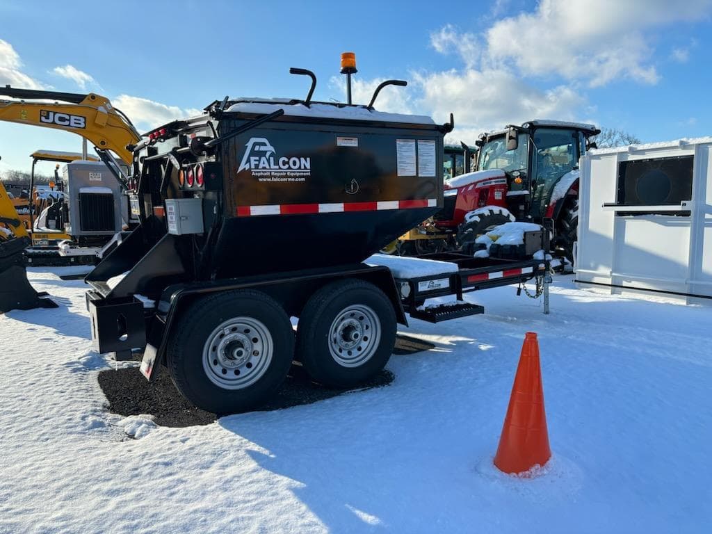 Image of Falcon 4T Hot Box Image 1