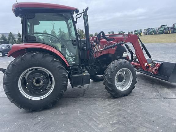 Image of Case IH Farmall 115A equipment image 3
