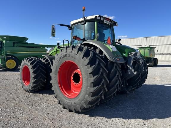 Image of Fendt 1042 Vario equipment image 2