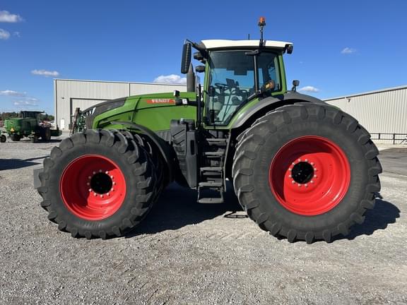 Image of Fendt 1042 Vario equipment image 1
