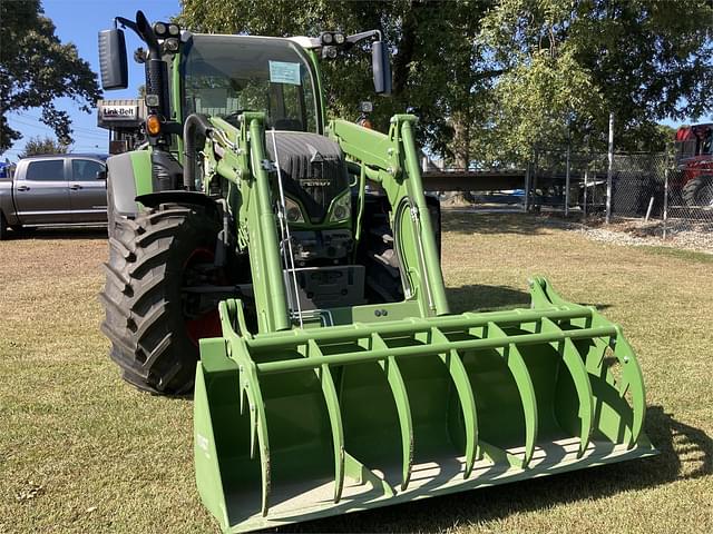 Image of Fendt 513 Vario equipment image 2