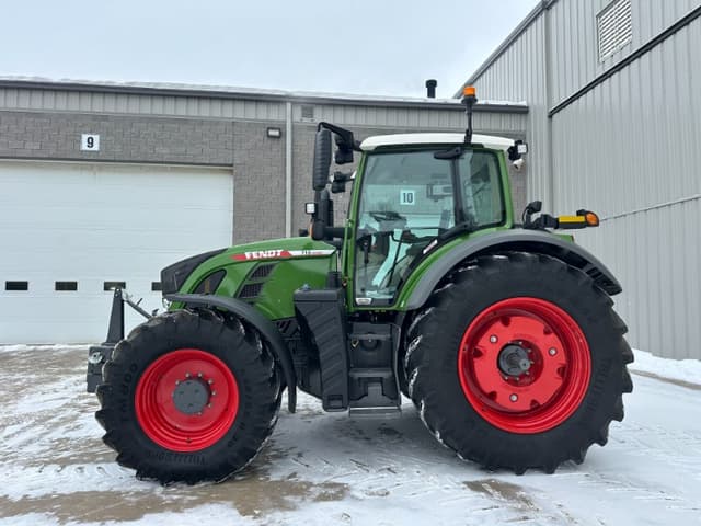 Image of Fendt 716 Vario equipment image 1