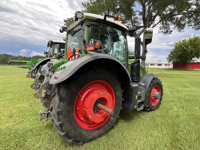 Image of Fendt 716 Vario equipment image 2