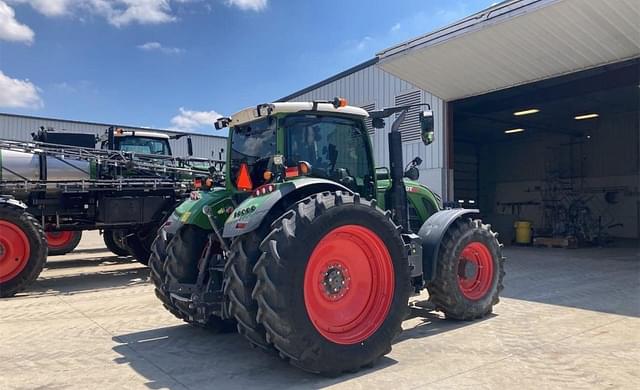 Image of Fendt 718 Vario equipment image 4