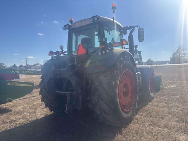 Image of Fendt 724 Vario equipment image 4