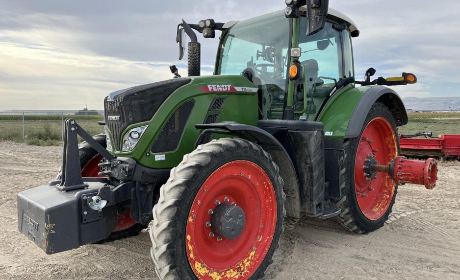 2022 Fendt 724 Vario Equipment Image0
