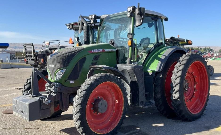 Image of Fendt 724 Vario Primary image