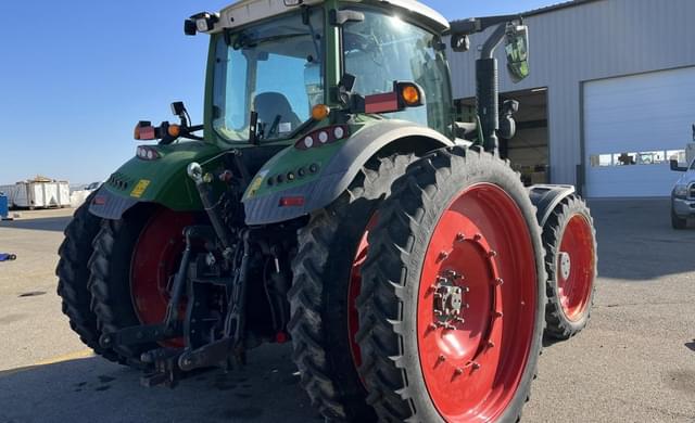 Image of Fendt 724 Vario equipment image 4