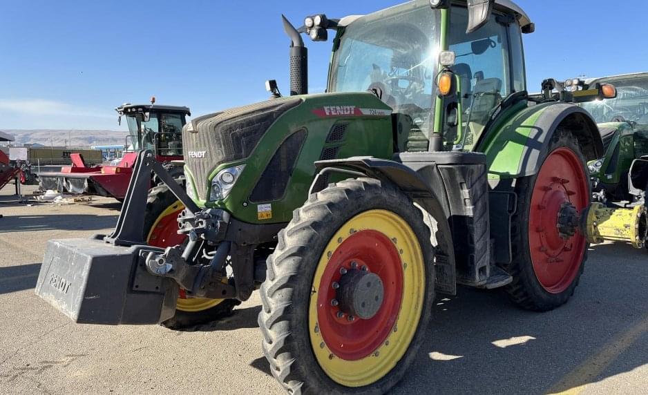 Image of Fendt 724 Vario Primary image
