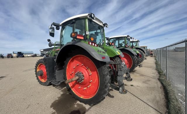 Image of Fendt 724 Vario equipment image 3