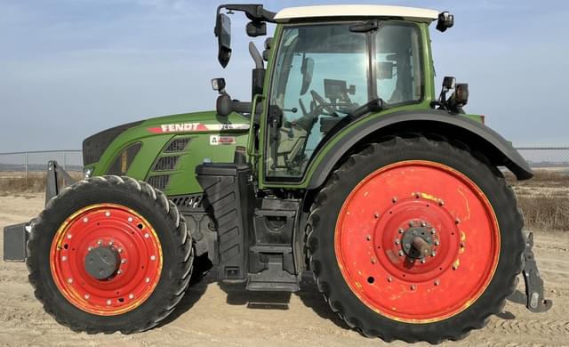 Image of Fendt 724 Vario equipment image 1