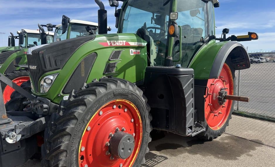 Image of Fendt 724 Vario Primary image