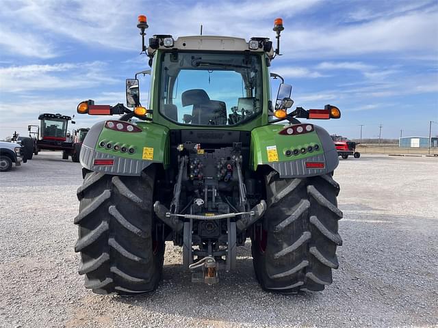 Image of Fendt 724 Vario equipment image 3