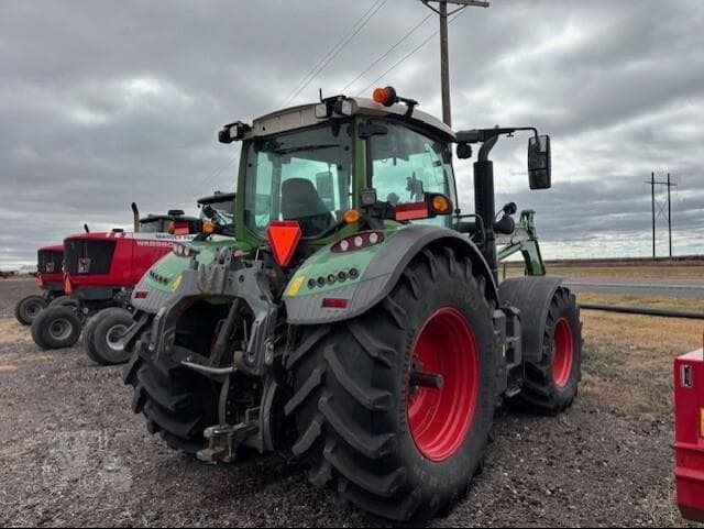 Image of Fendt 724 Vario equipment image 4