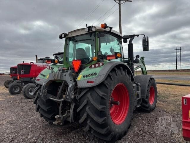 Image of Fendt 724 Vario equipment image 4